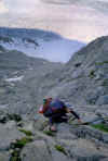 sm�r Finsteraarjoch �patnou cestou sm�r Schreckhorn (54478 bytes)