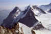 Eiger (3970 m) a M�nch (4107 m) z Jungfrau (4158,2 m)  (42841 bytes)