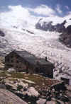 Mt. Rosa htt. (35773 bytes)